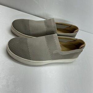 Women's. Spenco  shoes size 10 D